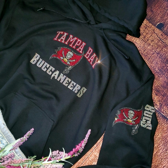 New Womens Tampa Bay Buccaneers Rhinestone Hoodie - Picture 4 of 7